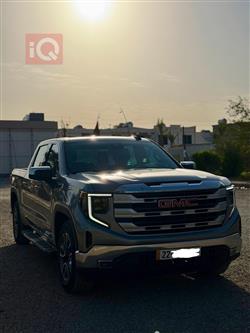 GMC Sierra